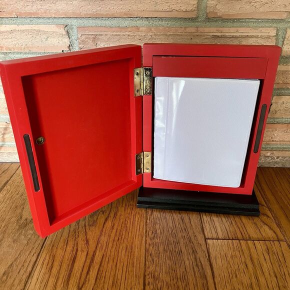 Red Door Photo Album By International Silver Co Brass Door Knob Christmas Wreath - Picture 6 of 11